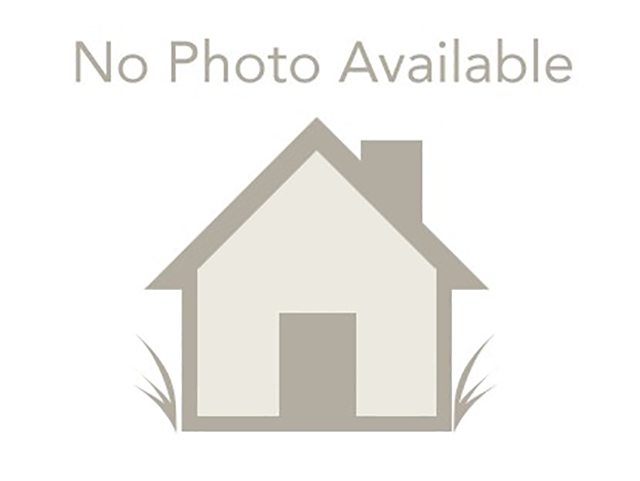 Charming 2 Bed, 2 Bath Retreat with Pool Access